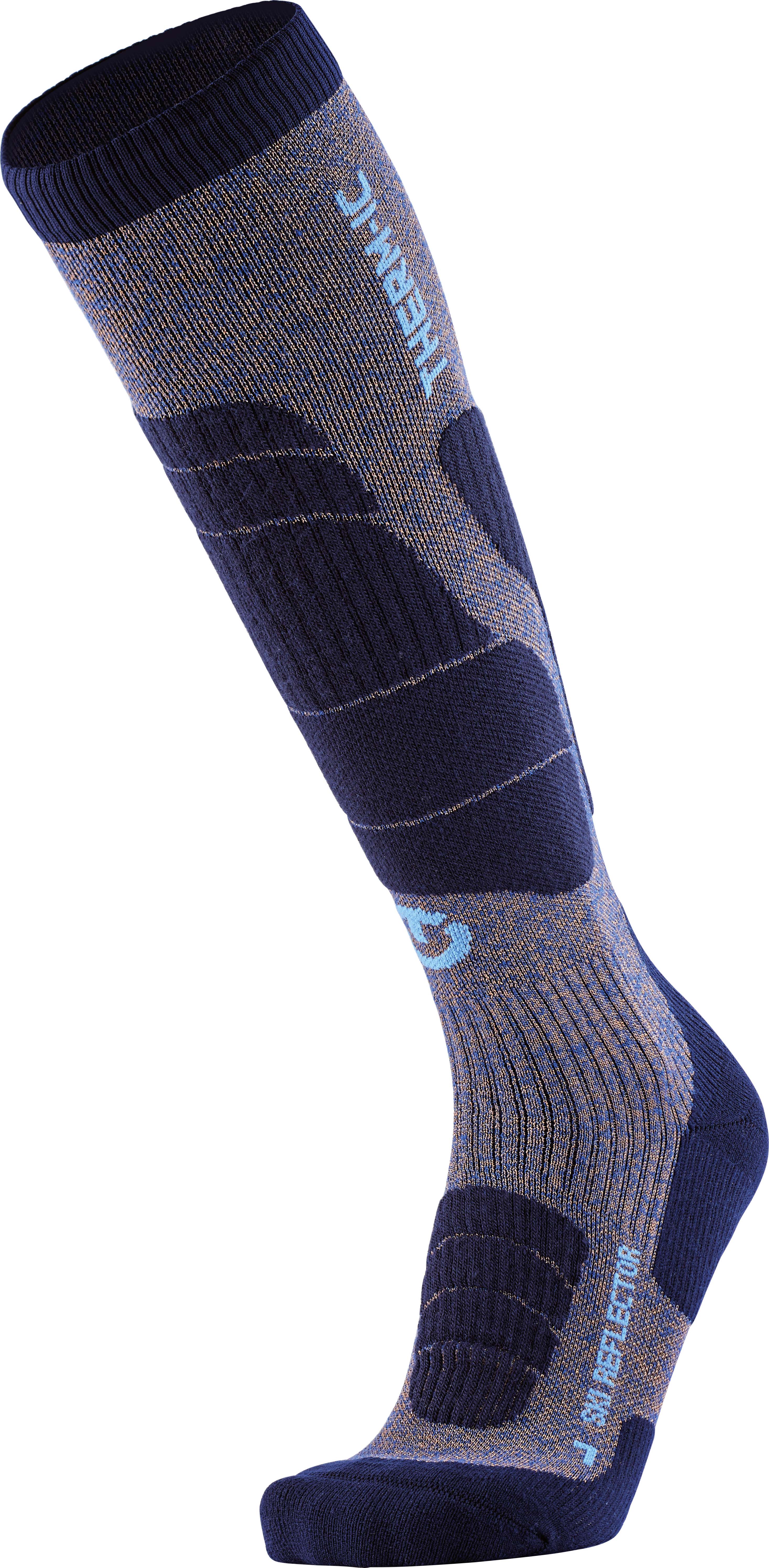 Merino ski socks and reflective fibres