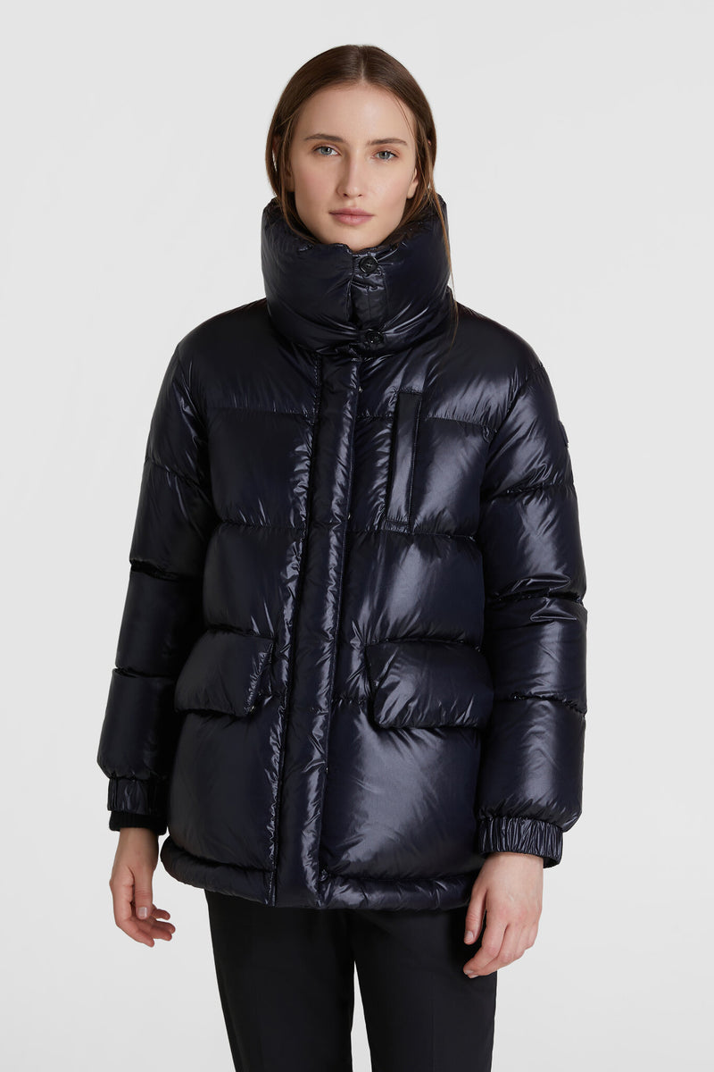 Woolrich Aliquippa Short Down Jacket - Women's | Altitude Sports